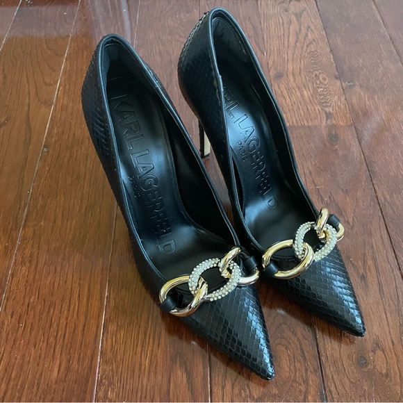 Karl Lagerfeld Black Heels with Gold Chain Accent - Picture 2 of 5